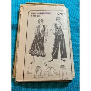 Readers mail 5767 pants midi skirt vest top pattern 1980s